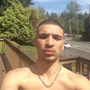 Meet your Posher, Ilias